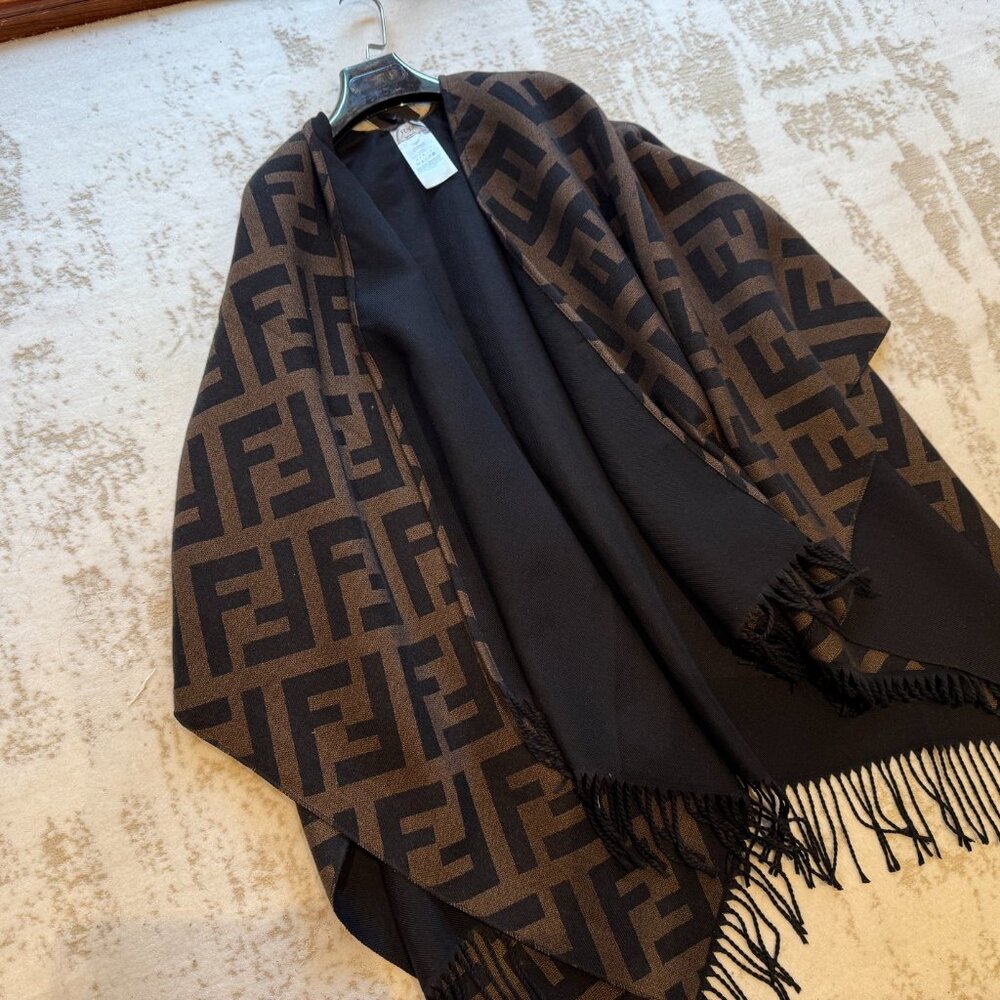 Fendi FF Logo Cashmere Hooded poncho Cape